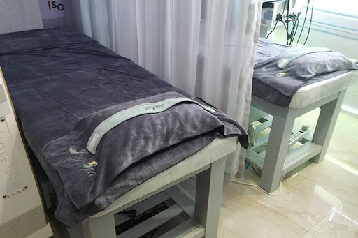 Công ty cung cấp rèm ngăn giường spa chất lượng, giá tốt nhất